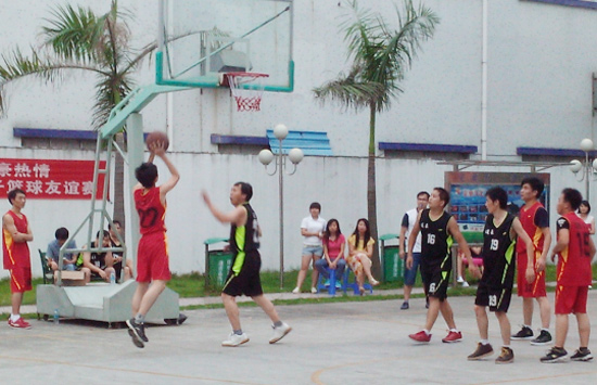 2014通豪實業(yè)籃球比賽 2014通豪實業(yè)籃球比賽