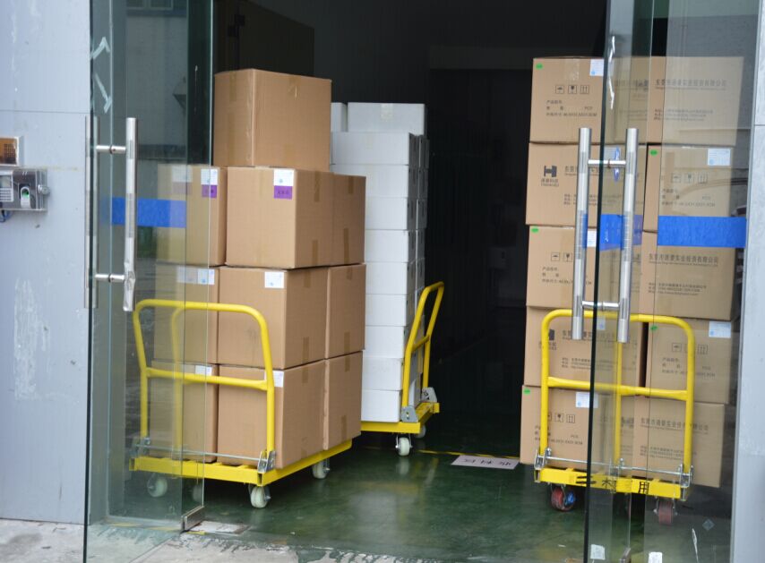 觸摸顯示屏廠家