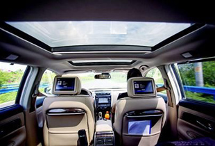 車載頭枕類觸摸屏案例