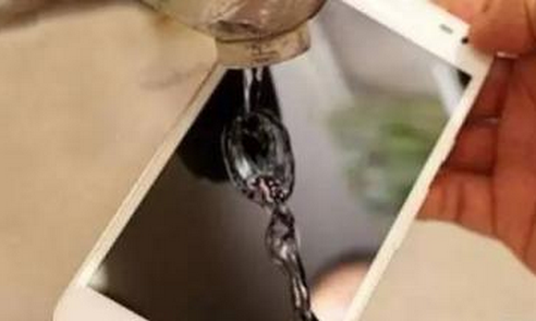 手機(jī)屏幕保養(yǎng)